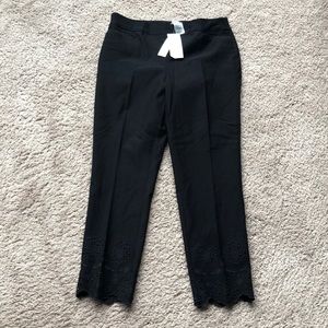 Chicos So Slimming Brigette eyelet hem crop pant